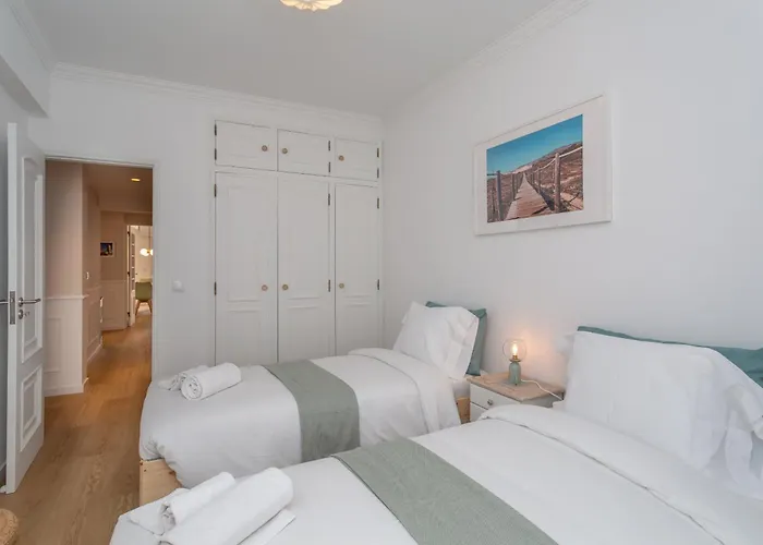 Beguest Retiro Da Guia * Віавіа